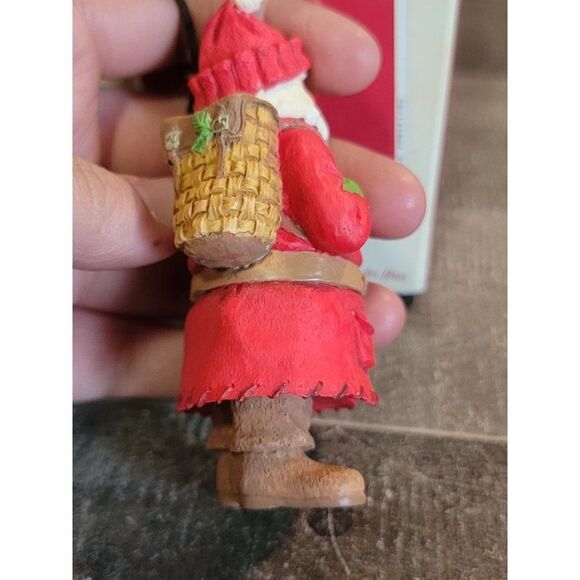 Hallmark 2003 Kris Kringle ornament Xmas Decor Santa - Picture 5 of 6